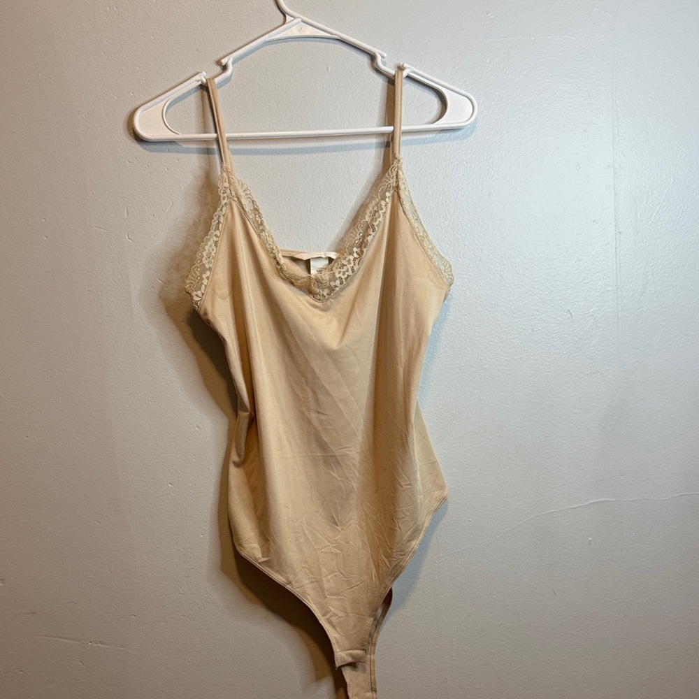 H&M Cream Lace Trim Bodysuit